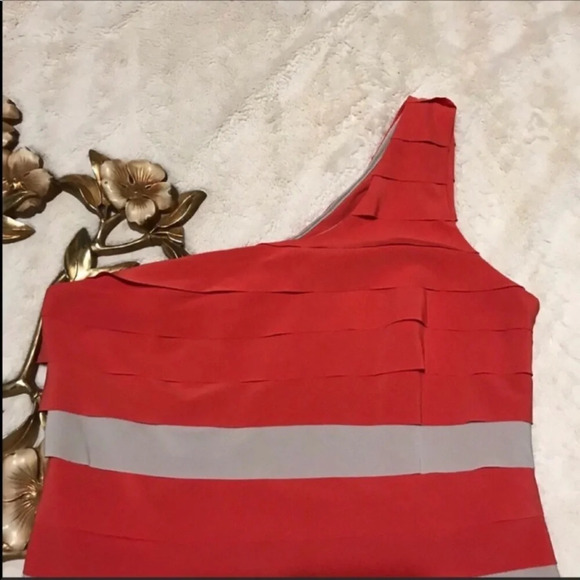 C. Luce Layered One Shoulder Ruffle Dress Size L - Picture 9 of 9